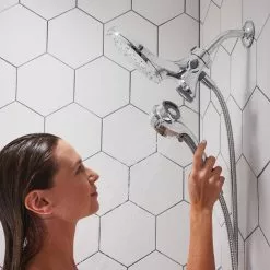Moen Magnetix Chrome 6-Spray Rain Dual Shower Head 1.75-GPM (6.6-LPM) -Bath and Faucet shop 026508279816 09382835 1800x1800