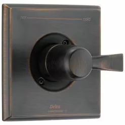 Delta 0.5-in Stainless Bathtub/Shower Diverter 6 Delta 0.5-in Stainless Bathtub/Shower Diverter -Bath and Faucet shop 034449582285xl 1800x1800