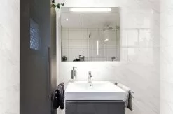 Super Arbor Tauleto Bianco Polished Porcelain Tile -Bath and Faucet shop 100572437 vendor0319 tile bathroom room 1800x1800