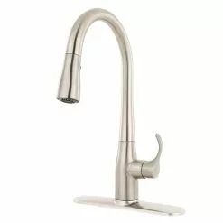 In Stock Hardwarestore Delivery Simplice Single-Handle Pull-Down Sprayer Kitchen Faucet In Vibrant Stainless With DockNetik And Sweep Spray