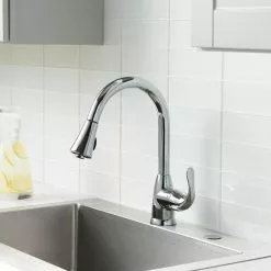 In Stock Hardwarestore Delivery Market Single-Handle Pull-Down Sprayer Kitchen Faucet In Chrome -Bath and Faucet shop 32fe7081f9e01afb596d3749e4b1eb6d 1800x1800