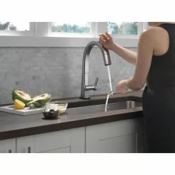 In Stock Hardwarestore Delivery Pivotal Single-Handle Pull-Down Sprayer Kitchen Faucet With Touch2O Technology And MagnaTite Docking In Arctic Stainless -Bath and Faucet shop 716dddfceb7a583bdc64286b4a6dd897 1800x1800
