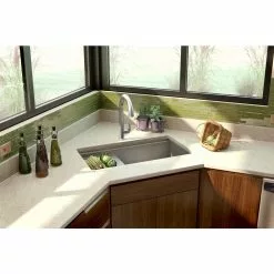 In Stock Hardwarestore Delivery Sensate Single-Handle Touchless Pull Down Sprayer Kitchen Faucet In Vibrant Stainless With DockNetik And Sweep Spray -Bath and Faucet shop 83479261bca407c005d07e9565a1b904 1800x1800