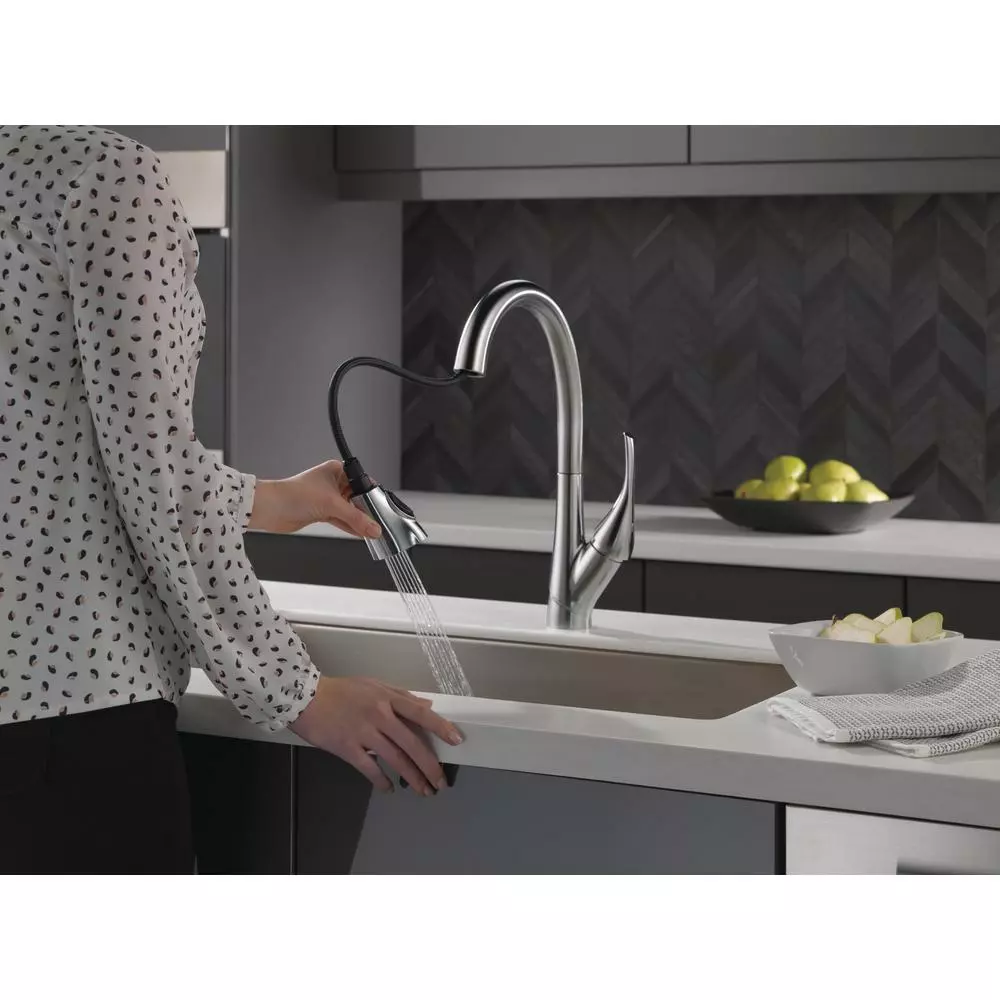 In Stock Hardwarestore Delivery Esque Single-Handle Pull-Down Sprayer Kitchen Faucet With ShieldSpray Technology In Arctic Stainless 6 In Stock Hardwarestore Delivery Esque Single-Handle Pull-Down Sprayer Kitchen Faucet With ShieldSpray Technology In Arctic Stainless - Image 4