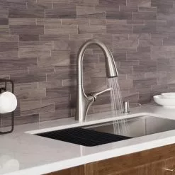 In Stock Hardwarestore Delivery Merlin Single-Handle Pull-Down Sprayer Kitchen Faucet With Dual Function Sprayhead In Spot Free Stainless Steel -Bath and Faucet shop c06f64a5b6ef6e089e73b7db5e27d2ec 1800x1800