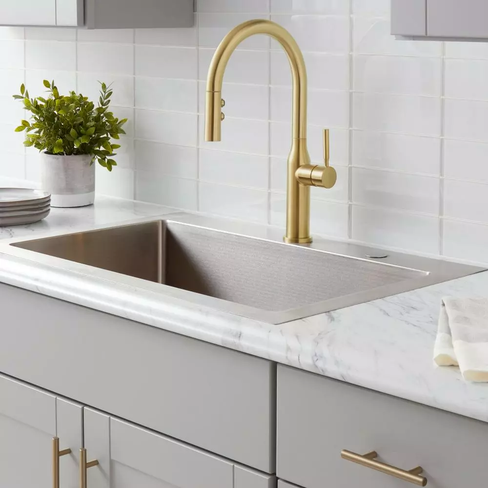 In Stock Hardwarestore Delivery Upson Single-Handle Pull-Down Sprayer Kitchen Faucet In Matte Gold 4 In Stock Hardwarestore Delivery Upson Single-Handle Pull-Down Sprayer Kitchen Faucet In Matte Gold - Image 2