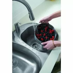 In Stock Hardwarestore Delivery Simplice Single-Handle Pull-Down Sprayer Kitchen Faucet With DockNetik And Sweep Spray In Vibrant Stainless -Bath and Faucet shop fd8bd6c02225407e0b404738eb15fe94 1800x1800